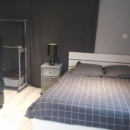 Grande Chambre Poissy Exterior foto